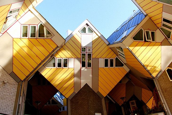 Budynki_budowle - Sześcienny dom w Rotterdamie, Holandia.jpg